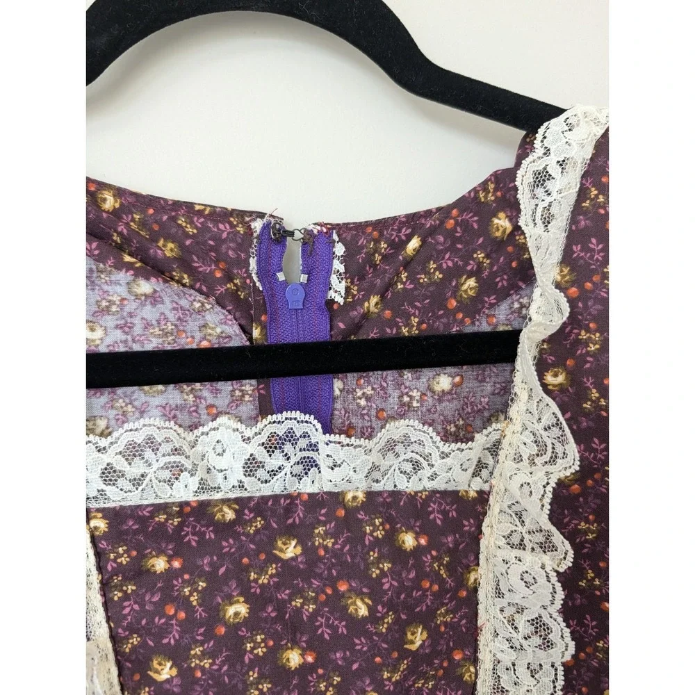 Vintage Plum Floral Calico Prairie Midi Dress Lace Trim Cottagecore XL Handmade - Picture 8 of 14